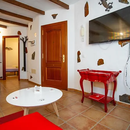 Casa Checa 1 *