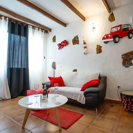 Casa Checa 1 *