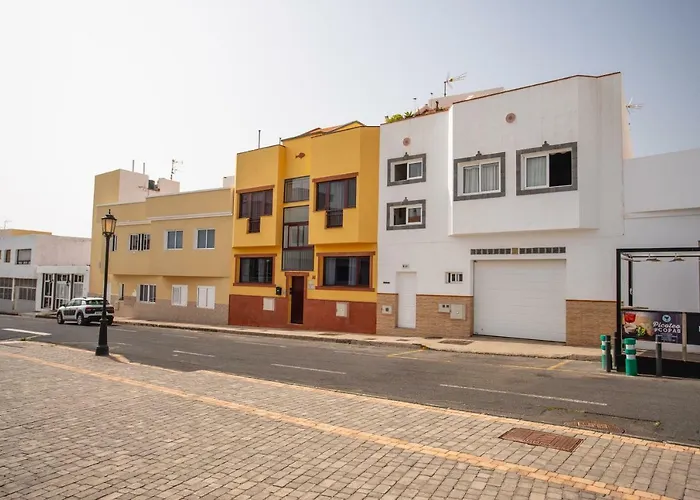 דירה Casa Checa 1 *