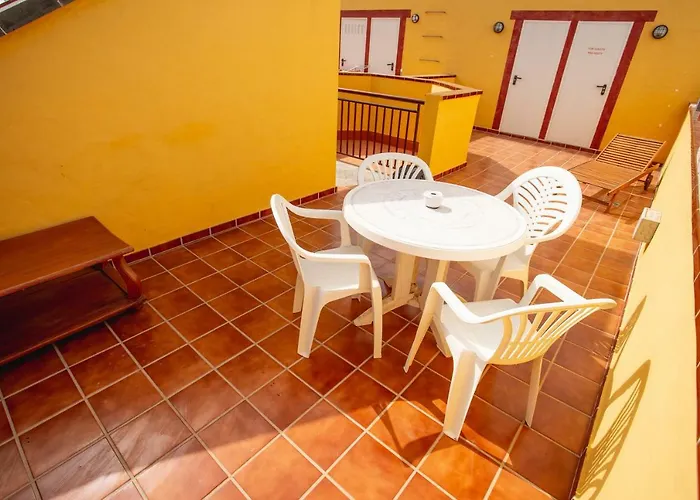 Casa Checa 1 * Cotillo